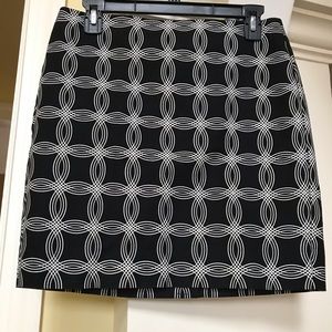 Banana Republic black w/ white circles skirt